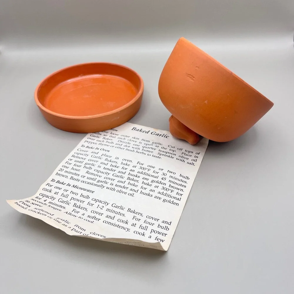 Vtg Corning Revere Terra Cotta Garlic Baker Kitchen Decor Utensil In‎ Box 3.25